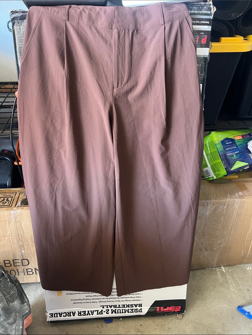 ALO Yoga High-Waist Trousers - Brownstone - Picture 7 of 9
